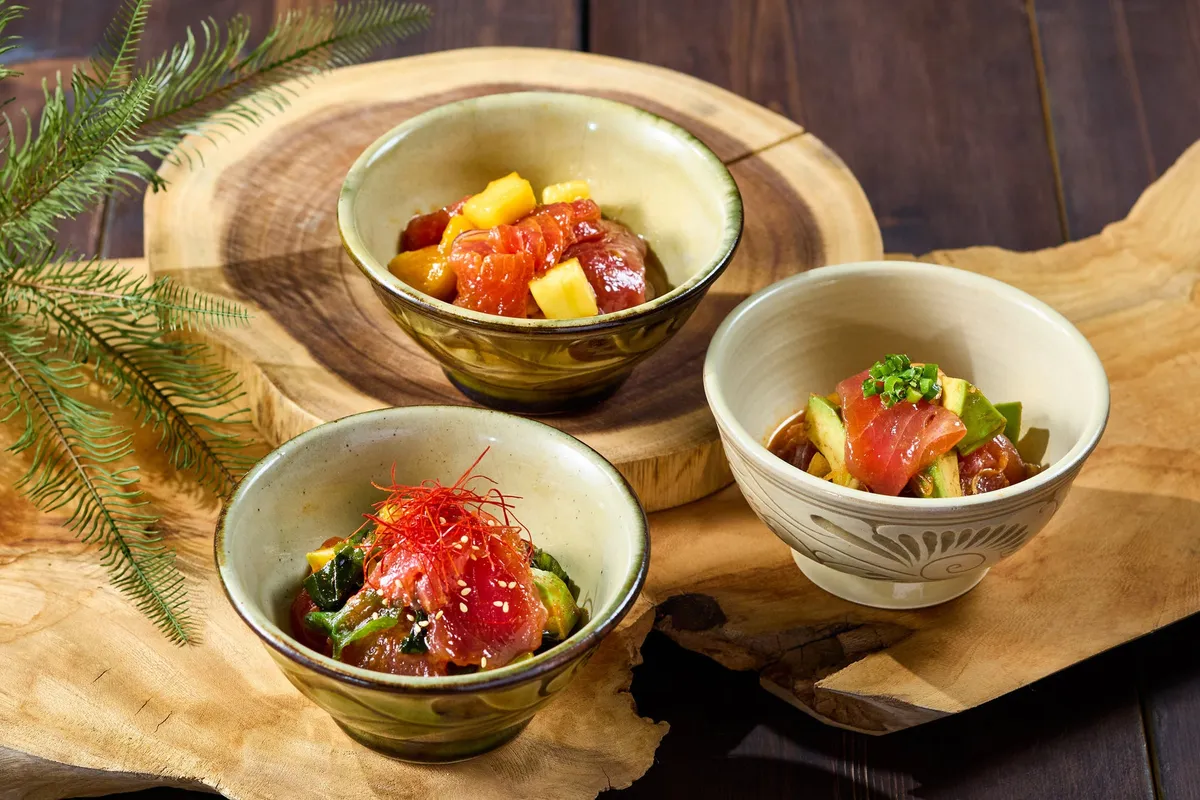 沖縄の鮮魚を使った選べるポキ丼